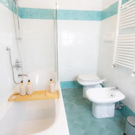 Columpio Milan Isola Rooms And Apartment Room photo